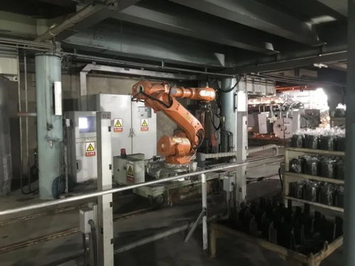 寶鋼股份智能工廠(chǎng)轉(zhuǎn)型 上千臺(tái)