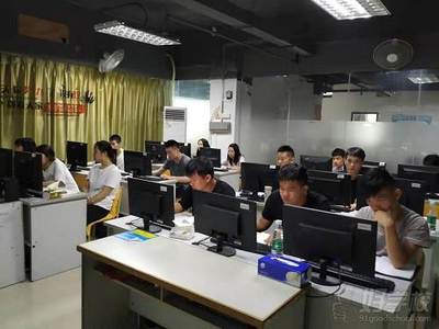東莞電腦辦公文員培訓班 掌握核心技能，開啟高效職業(yè)生涯